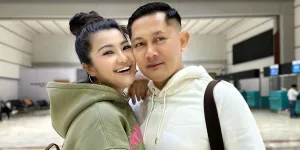 Potret Hendra Sumendap Suami Fitri Carlina yang Seorang Pilot, Bugar di Usia Kepala Empat