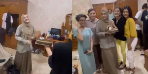 Potret Perayaan Ulang Tahun Cindy Fatikasari, dapat Kejutan di Lokasi Syuting