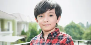 Potret Saga Omar Nagata, Anak Anji dan Wina Natalia yang Sudah Bakat Jadi Musisi Sejak Kecil