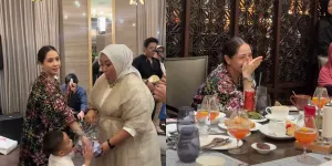 Potret Seru-seruan Ramadan Nagita Slavina dan Tim RANS, Kasih Undian Berhadiah iPhone hingga Motor