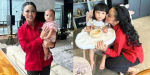 Potret Wajah Berseri Kris Dayanti saat Momong Kedua Cucu Kesayangan, Ameena dan Azura