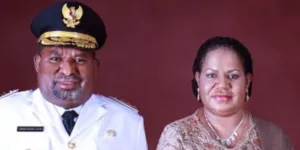 Potret Yulce Wenda Enembe, Istri Mendiang Lukas Enembe yang Dikukuhkan Sebagai Bunda PAUD Papua