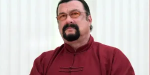 Profil Steven Seagal, Aktor Laga Amerika yang Bertemu Prabowo dan Titiek Soeharto