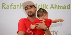 Raffi Ahmad Belikan Mini Cooper Untuk Ayu Ting Ting?