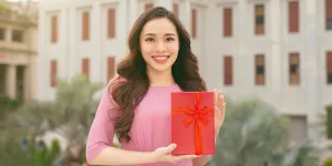 Rahasia Biar Disukai Calon Mertua Saat Imlek, Mulai dari Kado Skincare Elegan yang Jadi Favoritnya