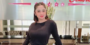 Rahasia Dewi Perssik Punya Perut Ukuran XXS dalam 4 Minggu