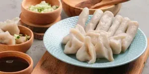 Cara Menggoreng Pempek Agar Garing dan Renyah Antimeledak