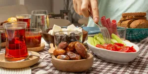 Rahasia Sahur Cerdas: Energi Maksimal, Puasa Lancar Sepanjang Hari!