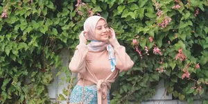 Ramadhan Hari Pertama, Potret Awkarin Kenakan Hijab Panen Pujian