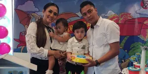 Rayakan Ultah Anak Yang Ke-3, Aida Saskia Didampingi Mantan Suami