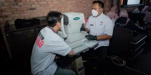 Rayakan World Sight Day 2026, Holywings Peduli Gelar Pemeriksaan Mata dan Bagikan Kacamata Gratis