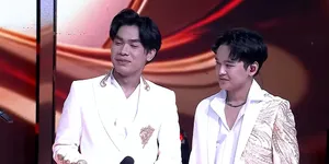 Razky DA8 Duet Bareng Arbil DA7, Panen Pujian Dewi Perssik