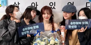 Red Velvet Reuni di Konser Wendy, Empat Member Hadir Semua - Fans Nantikan Comeback