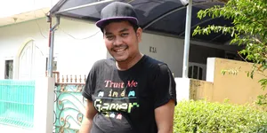 Rela Botak, Indra Bekti Sukses Galang Dana Amal 150 Juta