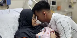 Ridho DA Bersyukur Anak Pertamanya Lahir di Tanggal Cantik