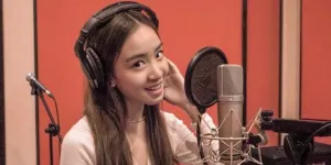 Rilis 'Be You', Phoebe Paris Sampaikan Pesan Positif untuk Cintai Diri Sendiri