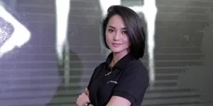 Ririn Ekawati Diprotes Anak Karena Potong Rambut Pendek