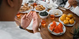 Sahur Terbaik Makan Apa? Ini Jawabannya!