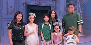 Sarwendah Rayakan Ulang Tahun, Penampilan Balet Thalia dan Thania Jadi Kado