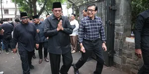 SBY Kenang Guruh Soekarnoputra sebagai Putra Bangsa yang Berjasa Lewat Seni