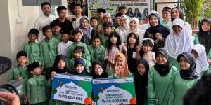 Jelang Ramadan, Para Pemain Sinetron 'CINTA DI UJUNG SAJADAH' SCTV Salurkan Donasi Kepada Yayasan Sahabat Yatim