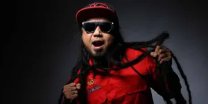 Sedia Berbagai Ukuran, Emil Gangstarasta Rangkul Semua Konsumen