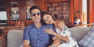 Selalu Mesra, Andrew White Beri Tips Rumah Tangga Harmonis Buat Para Suami