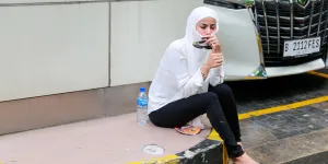 Sempat Jatuh dan Hampir Pingsan, Manajer Sebut Kondisi Kesehatan Olla Ramlan Tiba-tiba Drop