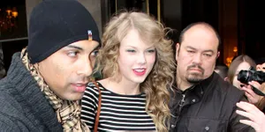 Sepatu-Sepatu Ini Jadi Andalan Taylor Swift di Panggung