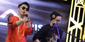 Setelah 15 Tahun, Paris Akhirnya Rilis Single Debut Dibantu Oncy Ungu