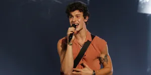 Shawn Mendes Konser Perdana di Indonesia, Teriakan Fans Bikin SICC Bergemuruh