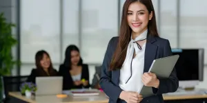 Si Paling Independent Women Wajib Tahu Rahasia Jaga Kesehatan Lambung dan Liver Ini, Apa Saja Ya?