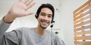 Silaturahmi 4.0: Video Call, Salam Tempel dan Kirim Hampers Lebaran dari Rumah Aja