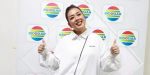 Soimah Banggakan Selfi Yamma di Panggung Dangdut Academy 7