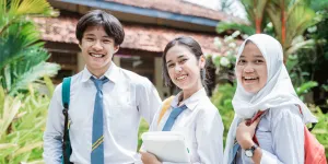 Solusi Pintar Buat Orang Tua, Kini Bisa Pantau Anak di Sekolah dari Mana Saja dengan Junio Smart