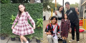 Takut dengan Kerumunan Penonton, Ini 7 Potret Gempi yang Berhasil Manggung - Suaranya Merdu Banget Bikin Gading Marten Bangga