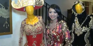 Takut Disaingi, Asri Welas Ogah Berikan Tips Akting Untuk Wali