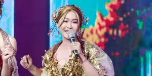 Tampil Beda di Konser Raya 29 Tahun Indosiar Luar Biasa, Inul Daratista Debut Nyanyi Lagu Mandarin