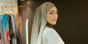 Tampil Makin Teduh, Celine Evangelista Ungkap Kunci Ketenangan Batinnya