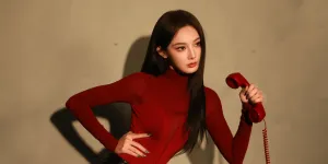 Tampil Memukau di Pemotretan Marie Claire, Peng Xiaoran Tuai Pujian atas Visual dan Proporsi Tubuh Ideal