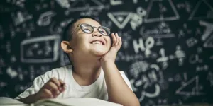 Tanda Anak Cerdas yang Bisa Dilihat Sejak Usia Dini