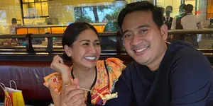 Tata Janeeta Dikaruniai Bayi Laki-Laki, Ini Ungkapan Kebahagiaan Raden Brotoseno