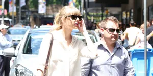 Taylor Swift dan Pendapatnya Tentang Sahabat Sejati