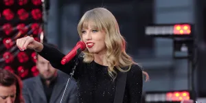 Taylor Swift Selalu Jujur Mengenai Lagu Ciptaannya