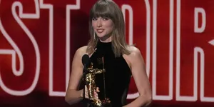 Taylor Swift Terima Artist Director Honors Pertama di MTV VMA 2026