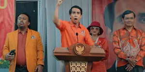 Teaser Trailer 'BAPAK PALING JUJUR' Perlihatkan Kekacauan Jonas Prakoso di Tengah Kampanye