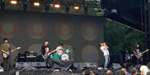 The Jeblogs Banjir Penonton Meski Main Siang di Soundfest, Balas Ejekan FSTVLST dan The Kick dengan Elegan