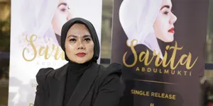 Tinggal di 'Istana', Sarita Abdul Mukti Bertahan Hidup dengan Jual Tas Mewah