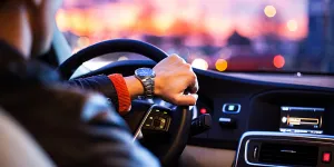 Tips Mengemudi Malam Hari agar Perjalanan Aman dan Nyaman