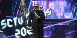 Toton Caribo Raih Trofi di SCTV Music Awards 2026, Perjuangan 15 Tahun Berbuah Manis